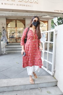 Ileana D'Cruz feet photo thumbnail