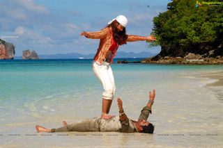 Ileana D'Cruz feet photo thumbnail