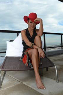 Iliana Calabró feet photo 6