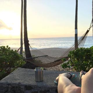 Iliza Shlesinger feet photo thumbnail