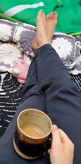 Iliza Shlesinger feet photo thumbnail