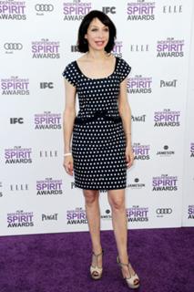 Illeana Douglas feet photo 11