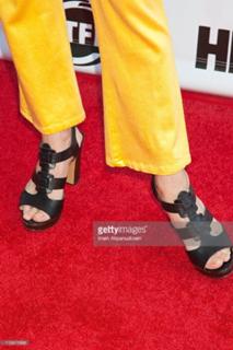 Illeana Douglas feet photo 1