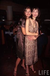 Illeana Douglas feet photo 20