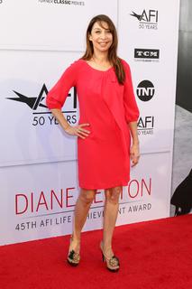 Illeana Douglas feet photo 17