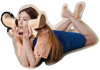 Im Jin-ah feet photo 13