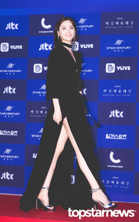 Im Jin-ah feet photo 18