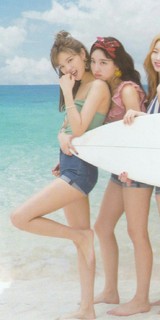 Im Nayeon feet photo thumbnail