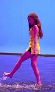 Im Nayeon feet photo thumbnail