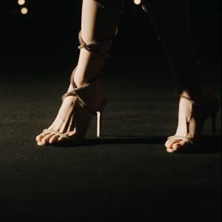 Im Nayeon feet photo thumbnail