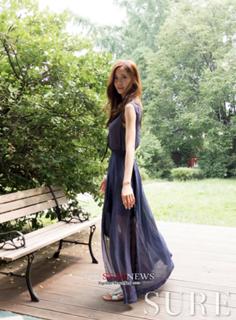 Im Yoon-ah feet photo thumbnail