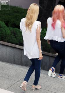 Im Yoon-ah feet photo thumbnail