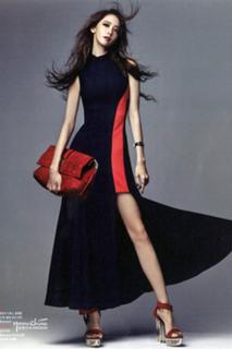 Im Yoon-ah feet photo thumbnail