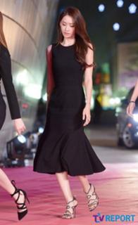 Im Yoon-ah feet photo thumbnail