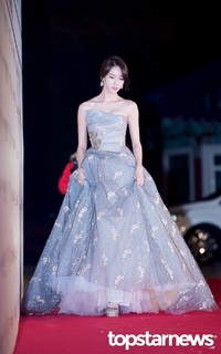Im Yoon-ah feet photo thumbnail