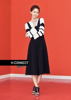 Im Yoon-ah feet photo thumbnail