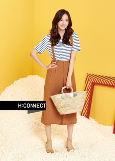 Im Yoon-ah feet photo thumbnail