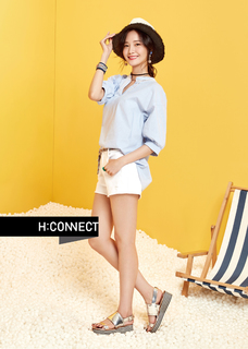 Im Yoon-ah feet photo thumbnail
