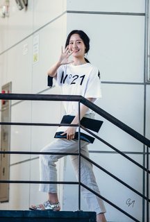 Im Yoon-ah feet photo thumbnail