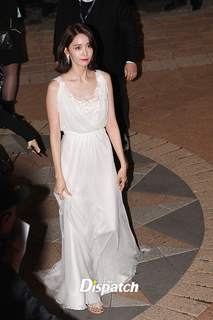 Im Yoon-ah feet photo thumbnail