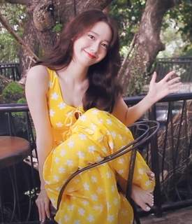 Im Yoon-ah feet photo thumbnail