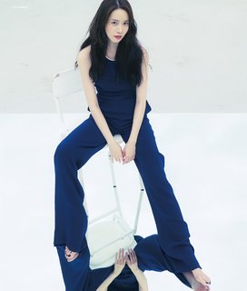 Im Yoon-ah feet photo thumbnail