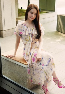 Im Yoon-ah feet photo thumbnail