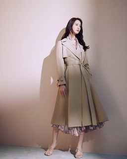Im Yoon-ah feet photo thumbnail