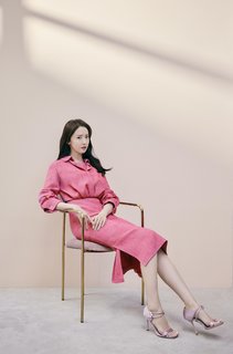 Im Yoon-ah feet photo thumbnail
