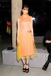 Im Yoon-ah feet photo thumbnail