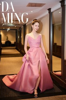 Im Yoon-ah feet photo thumbnail