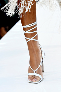 Imaan Hammam feet photo 13