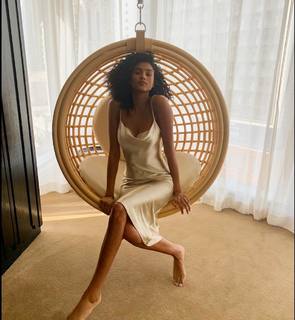 Imaan Hammam feet photo 4