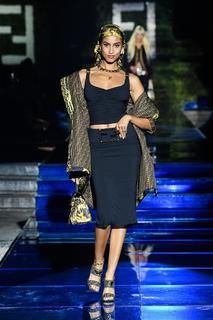 Imaan Hammam feet photo 11
