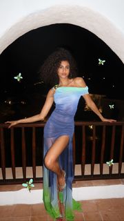 Imaan Hammam feet photo 16