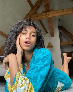 Imaan Hammam feet photo 12