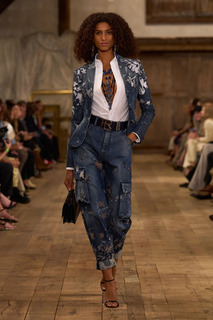 Imaan Hammam feet photo 10