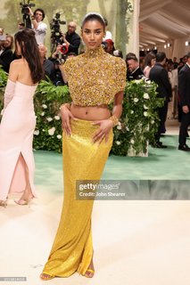 Imaan Hammam feet photo 9