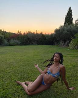 Imaan Hammam feet photo 13