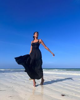 Imaan Hammam feet photo 5