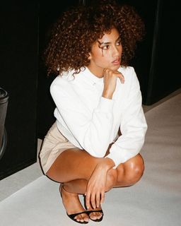 Imaan Hammam feet photo 6