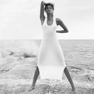 Imaan Hammam feet photo 19