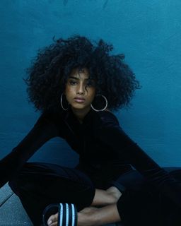 Imaan Hammam feet photo 17
