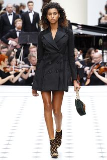 Imaan Hammam feet photo 5