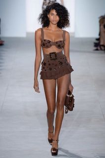 Imaan Hammam feet photo 2