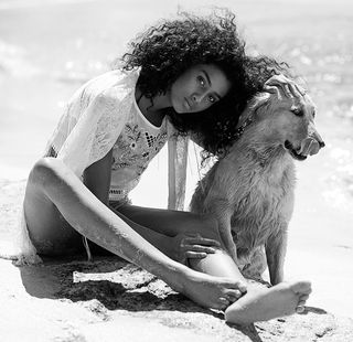 Imaan Hammam feet photo 16