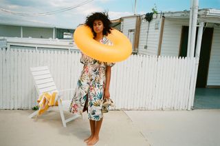 Imaan Hammam feet photo 6