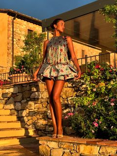 Imaan Hammam feet photo 16