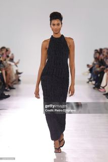 Imaan Hammam feet photo 1