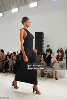 Imaan Hammam feet photo 20